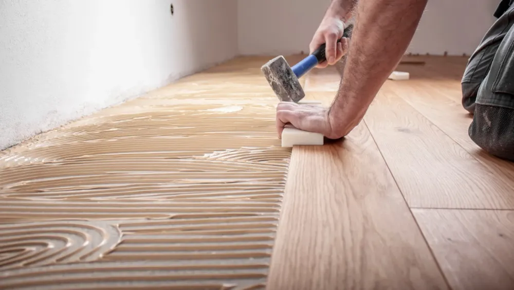 Pose parquet et stratifié près de Montfort-sur-Meu